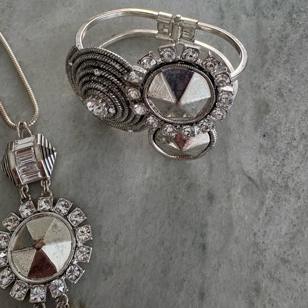 Erickson Beamon Silver and Gold Geometric Necklace and Bracelet Set - Picture 3 of 6